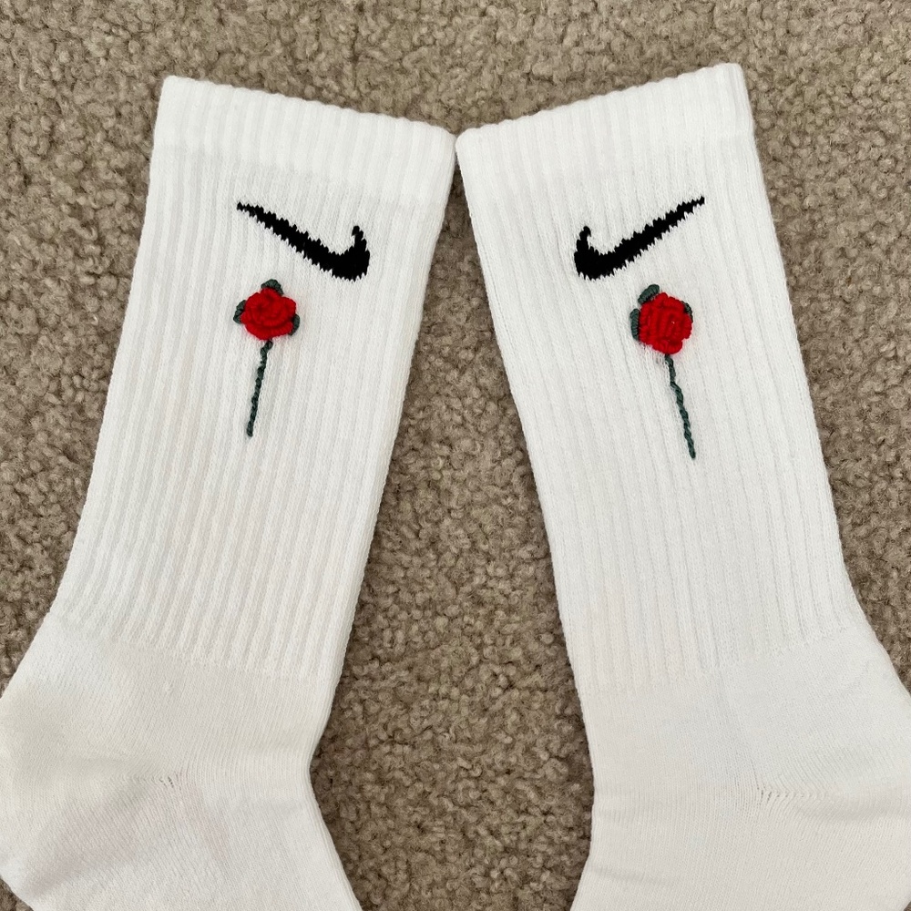 Nike socks in white, size 10-13